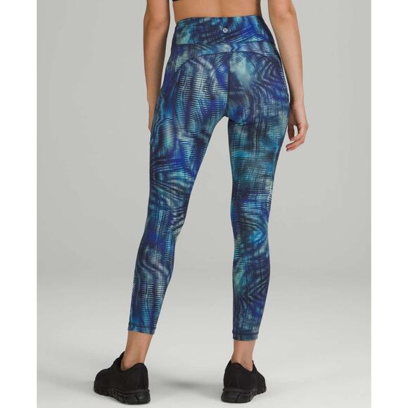 NWT lululemon Invigorate HR Tight Foil Size 20 Blue Shapeshifter Flux Blue Multi - Picture 5 of 12